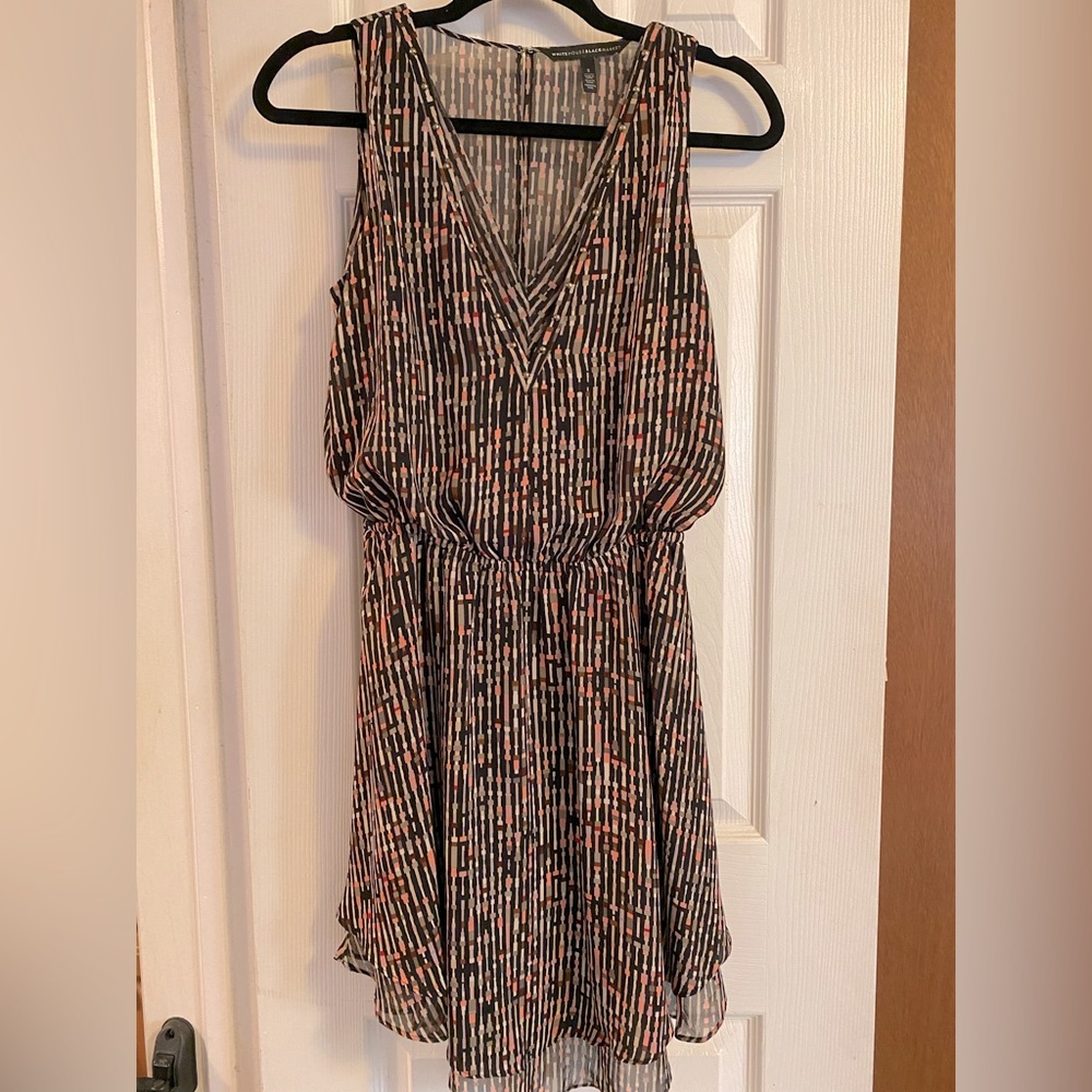 Like New White House Black Market Sleeveless Dress - Size 2